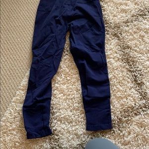 Lulu blue leggings. Mid calf